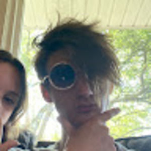 Meet your Posher, Cade